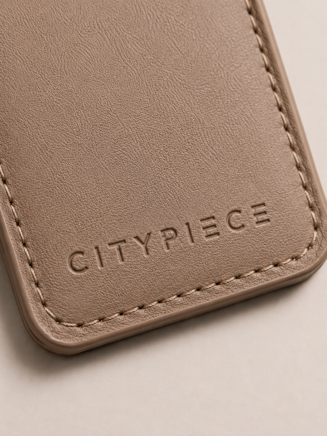 CityPiece Leather Luggage Tag . Taupe
